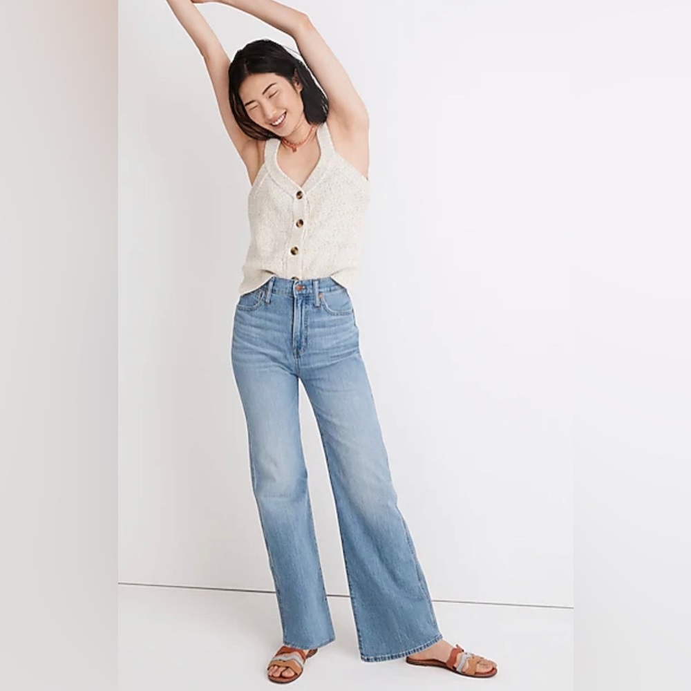 NWT Madewell 11" High-Rise Flare Jeans in Conwell Wash